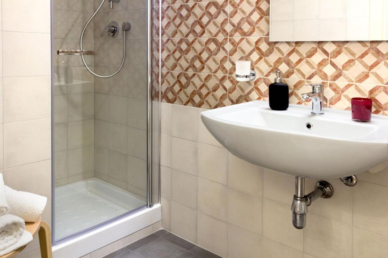 Antista Rooms Палермо Екстериор снимка